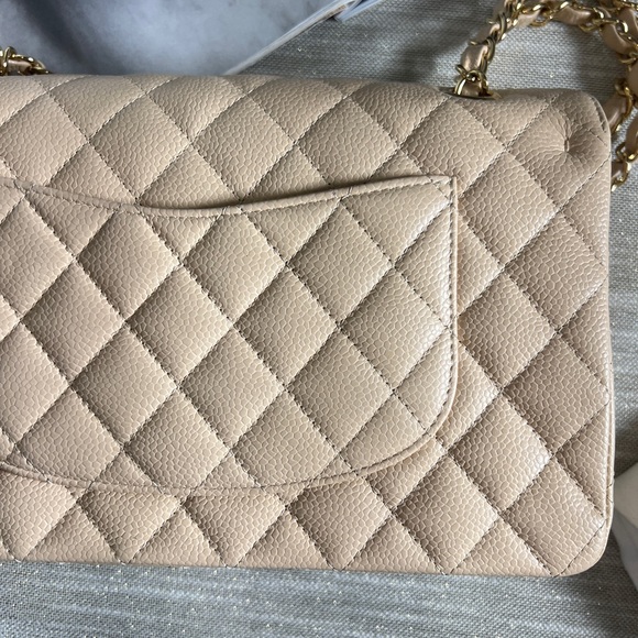 Chanel Medium Caviar Classic Double Flap Bag - Picture 4 of 10